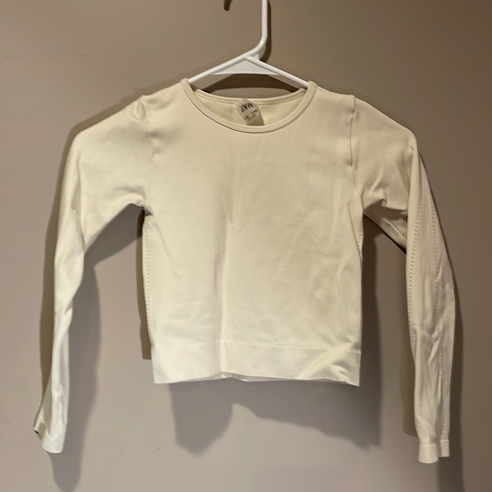 Girls long sleeve stretchy crop top